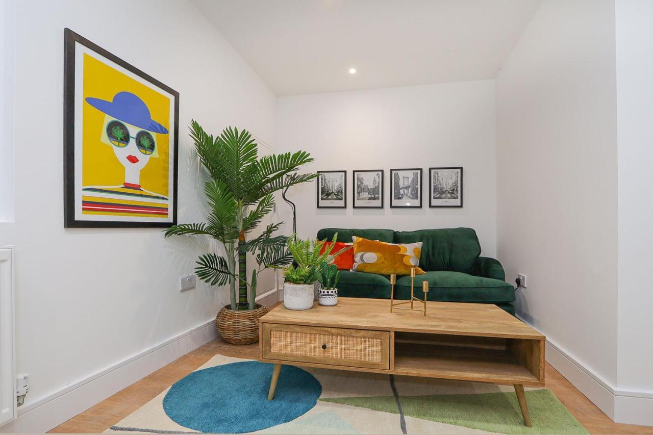 The London Secret, 1 Bed Flat With Patio - Zone 2 Daire Dış mekan fotoğraf